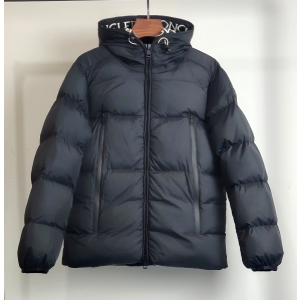 몽클레어 Montcla Down Jacket